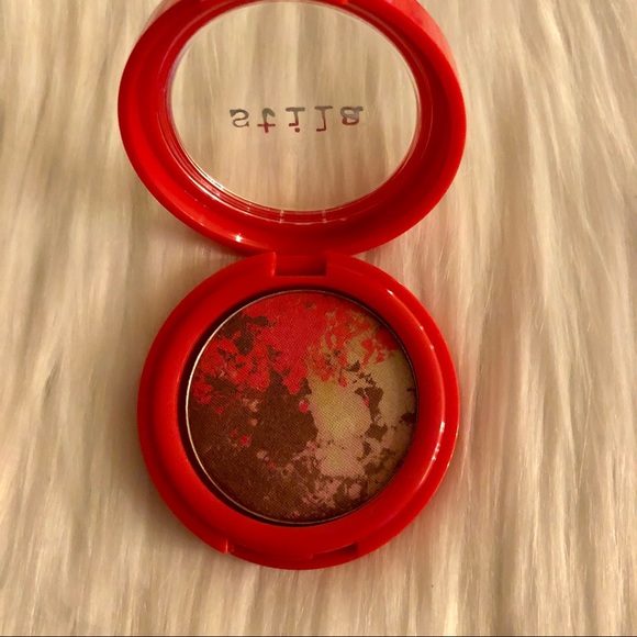 Stila Countless Color Pressed Pigments Eyeshadow Bundle - Picture 3 of 16